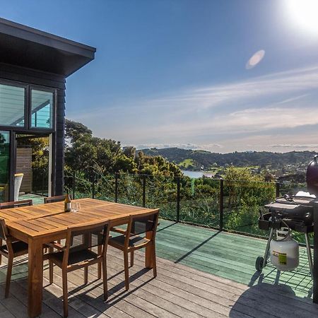 Villa Taonga With Sea Views By Waiheke Unlimited Oneroa Exterior foto