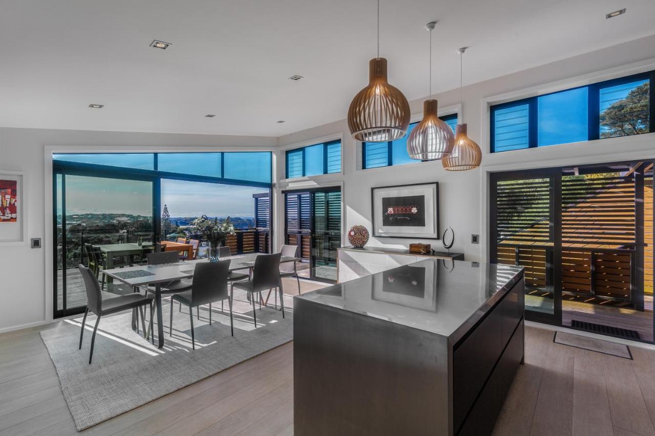 Villa Taonga With Sea Views By Waiheke Unlimited Oneroa Exterior foto