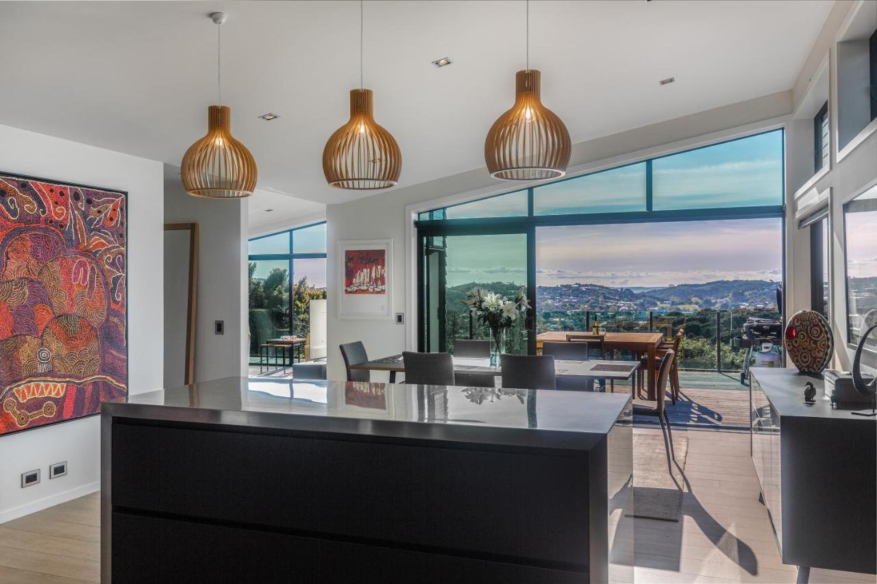 Villa Taonga With Sea Views By Waiheke Unlimited Oneroa Exterior foto